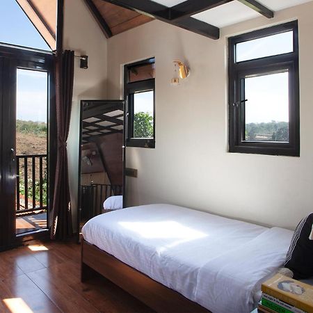 Stayvista At Hillside Harmony Pvt Pool & Free Breakfast Bangalore Exterior foto